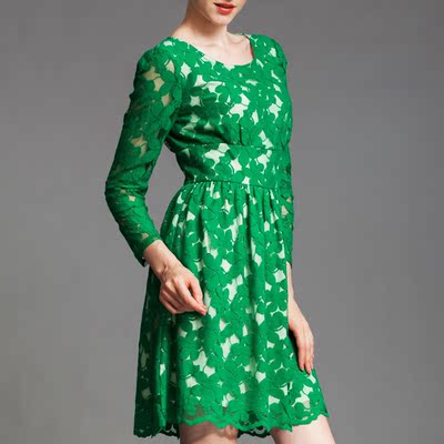 2014春夏新款 时尚简约大气款 修身显瘦版长袖蕾丝连衣裙子 女
