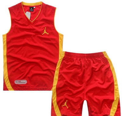 包邮:乔丹篮球服运动服训练服休闲服团购批发可印号可开发票。