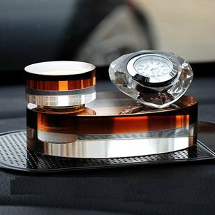 正品K9水晶时钟香水座 汽车香水瓶 车用香水摆件 心型多边形钟表