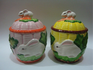 陶瓷小白兔糖果罐工艺品摆件，储物罐水果罐，聚宝盆饼干罐杂物罐