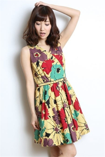 日本代购直邮正品2015vivi同款6月款Lily Brown连衣裙LWFO152071