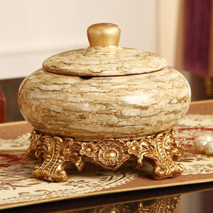 欧式奢华带盖烟灰缸创意茶几实用烟缸树脂工艺品复古家用客厅摆件