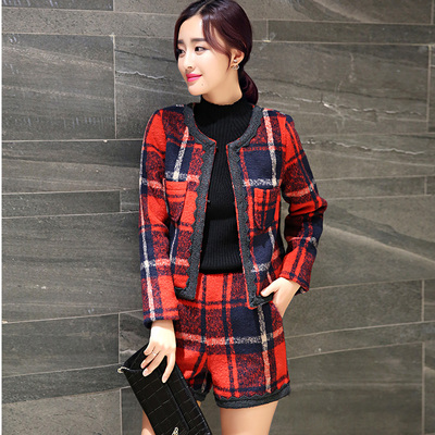 2015秋冬新款韩版气质女装修身时尚短裤套装女加厚格子两件套套装