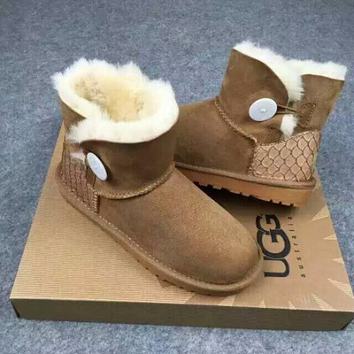 2015冬季新款澳洲羊皮毛一体雪地靴女低筒靴羊毛雪地靴鱼皮纹单扣