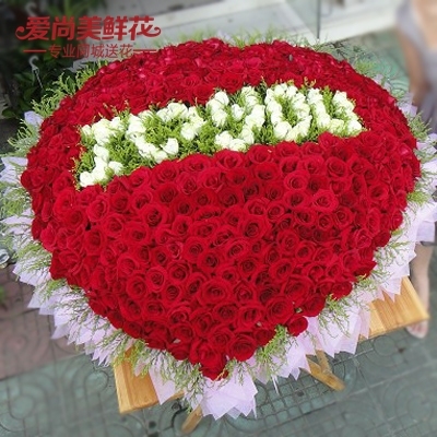上海花店上海送花向爱人求婚999朵玫瑰 送女友爱人情人节鲜花表白