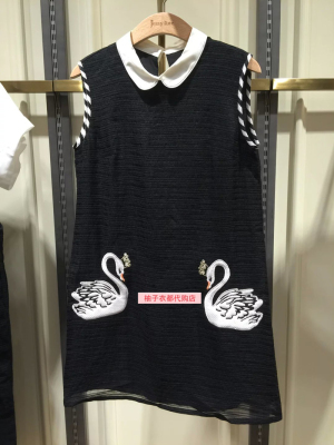 杰茜莱2015夏季新款欧美宽松天鹅刺绣娃娃领无袖连衣裙520511605