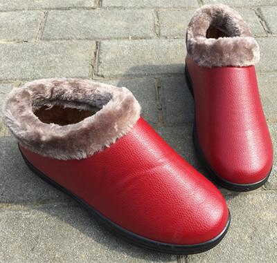 冬季防水舒适老人防滑软皮中老年毛口保暖加绒女款奶奶老北京棉鞋