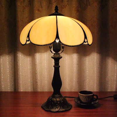 蒂凡尼灯具欧式复古灯书房卧室床头灯酒吧咖啡厅时尚彩色玻璃台灯