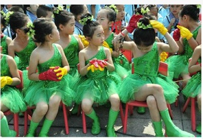 表演服六一儿童演出巴啦啦幼儿园装小草公主裙拉丁舞蹈魔法鞋套