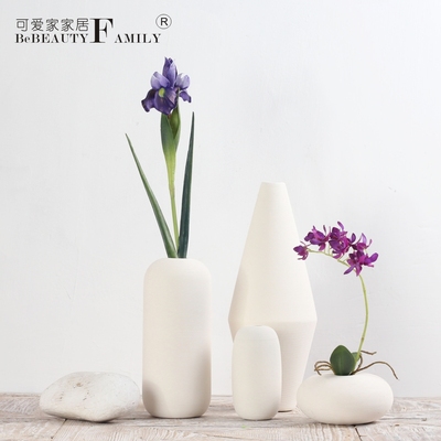 可爱家陶瓷花瓶摆件客厅白色素烧陶瓷现代简约时尚家居装饰品摆设