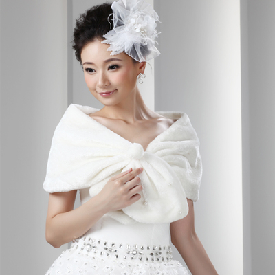 韩版甜美公主新娘珍珠装饰无袖毛披肩白色婚纱礼服配件保暖毛披肩
