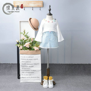 绿果果韩国品牌童装秋季女童彩色毛球喇叭袖女宝长袖T恤