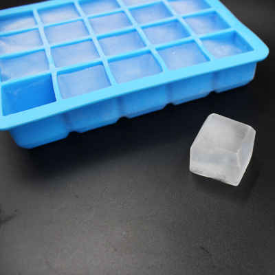 新款20格方形硅胶冰格 制冰盒冰块模具制冰器 冰模 正方形小冰块