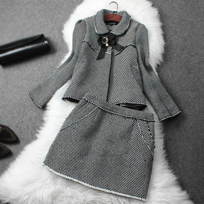 2014冬季新款潮套装翻领蝴蝶结外套半裙黑白条纹两件套