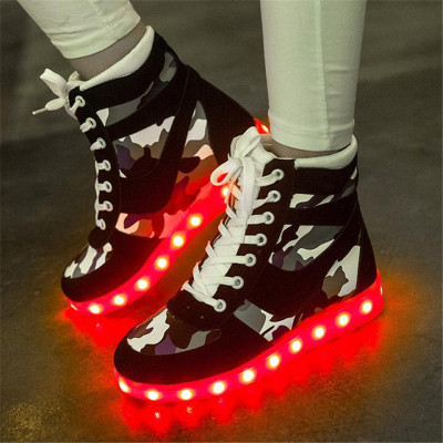 发光鞋冬季女高帮鞋迷彩LED荧光球鞋夜光鞋男款灯光鞋情侣鞋USB