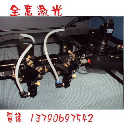 CCD摄像头激光机1610 商标织唛追踪自动定位配件激光切割雕刻机