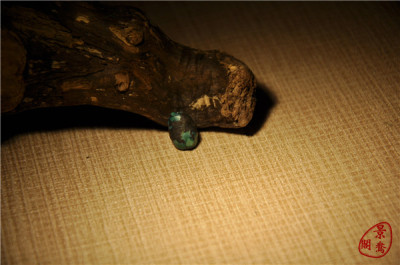 〓0.78g随形老松石〓天然无优化绿松石藏传老绿松老瓷松高蓝高瓷
