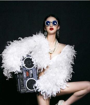 潮K新款欧美性感女歌手DS爵士舞台装 摄影楼羽毛披肩外套DS演出服