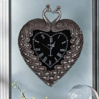 欧式创意挂钟客厅创意大号静音镶钻壁钟时钟复古爱心孔雀艺术钟表