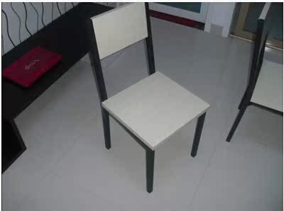 现代时尚宜家简约钢木结构餐椅子