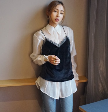 2016韩版甜美蕾丝小女人毛绒吊带背心宫廷风纱网透视衬衫女两件套