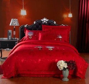 金童玉女结婚床上用品婚庆大红色贡缎提花刺绣四件套特价包邮