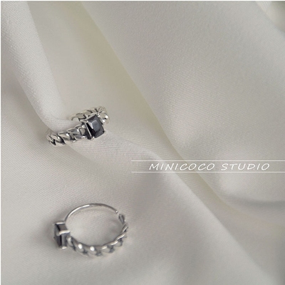 Mini - 韩国直送S925纯银黑玛瑙方钻锁链个性开口素银戒指戒子女