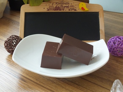 Diy手工巧克力必备原料 纯可可脂巧克力块 黑色香草味100g原装