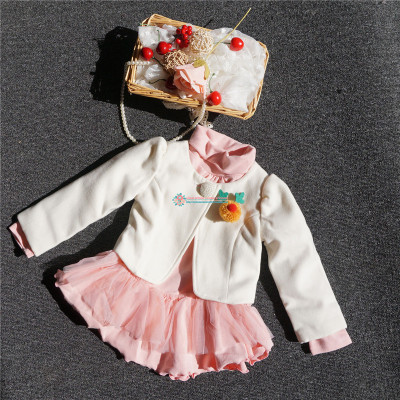 童装新款圆领白色常规冬季女童韩版甜美小外套一粒扣纯色上衣