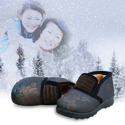 冬季中老年新款女棉鞋老北京布鞋加肥加大码宽松保暖防滑底雪地靴