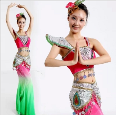 新年专用演出服傣族舞蹈服孔雀舞演出表演服装民族服现代舞台服装