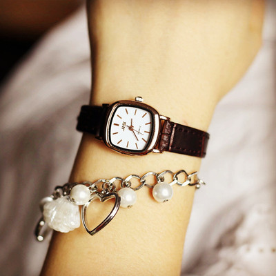 韩国森女复古原宿简约皮带小方形女士手表小表盘方型潮流经典手表