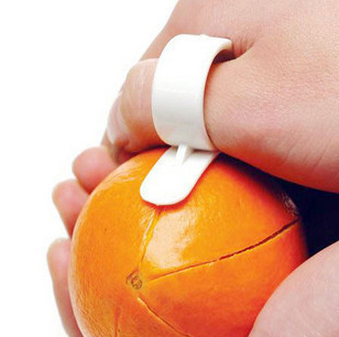 日本进口创意家居剥橙器单个散装 巧妙指环剥橙器开橙器橙子