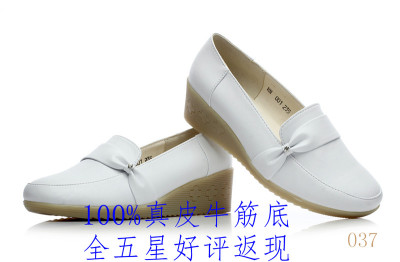 白色护士鞋 坡跟牛筋底 广场舞蹈鞋 美容师鞋妈妈鞋舒适透气性强