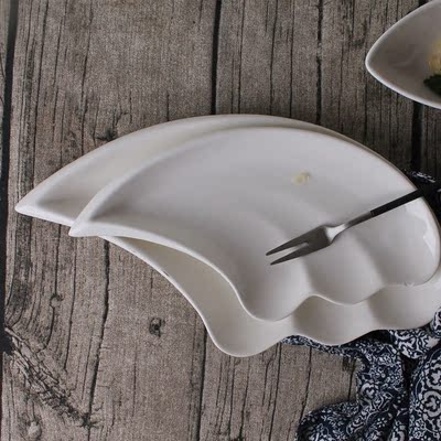 不规则创意陶瓷盘西餐盘西式料理盘水果沙拉盘纯白陶瓷海浪盘包邮