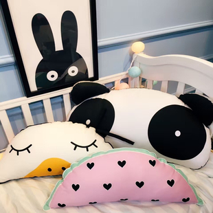 儿童睡觉抱枕靠枕 婴儿房装饰小鸭子熊猫腰枕 可拆洗 生日礼物