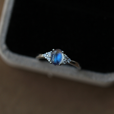 斯里兰卡天然月光石宝石925纯银戒指玻璃体蓝光彩光女简约礼物