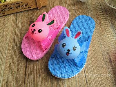 夏季防滑防水儿童拖鞋 可爱卡通发声小兔玩具鞋面舒适男童女童鞋