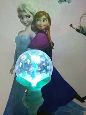 现货爆款改版女孩礼物冰雪奇缘音乐魔法棒带灯光旋转发光玩具