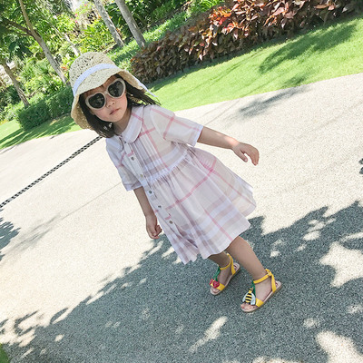 TONKI定制2017新款夏季女童舒适全棉可爱扭扣式粉格子衬衫连衣裙