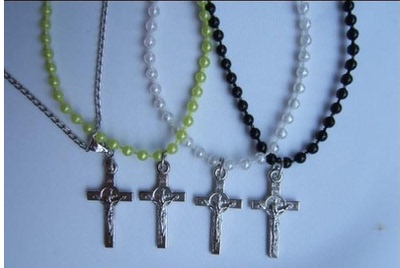 天主教圣物-双面光环十字架（小号）(五个9元，单个2元）