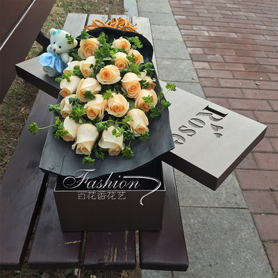 广州鲜花速递高端礼盒A级香槟玫瑰礼盒同城鲜花生日爱情鲜花配送