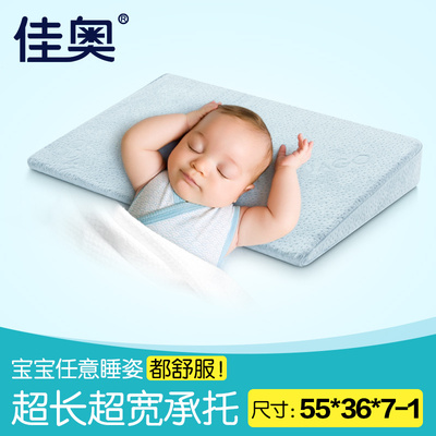宝宝不吐奶枕婴儿垫防溢奶枕 斜坡度三角辅助预防吐奶枕头 定位垫