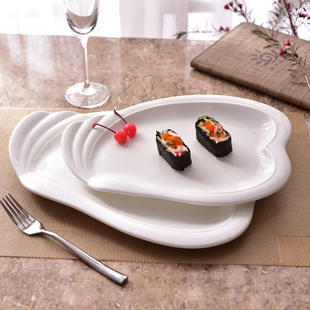 简约纯白色家用餐具陶瓷早餐平盘浅盘不规则奇形创意菜盘子